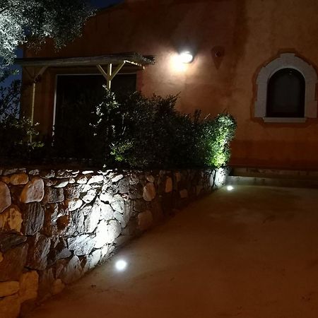 مبيت وإفطار بودوني A Lu Ponti المظهر الخارجي الصورة